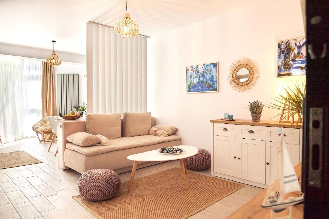 Sole Apartment Spa N Pools Beach Resort Năvodari Екстериор снимка
